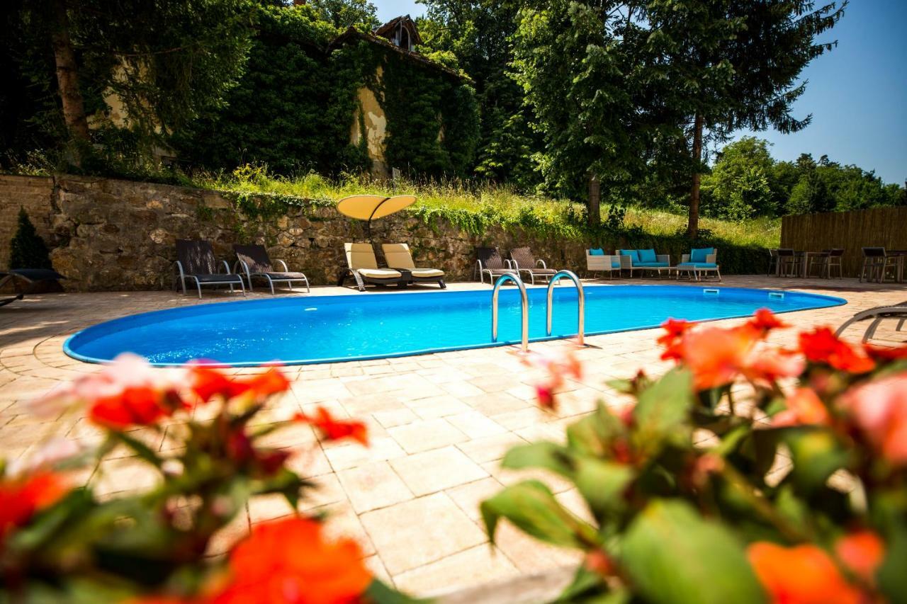 A Hoteli - Hotel Slatina Vrnjačka Banja Zewnętrze zdjęcie